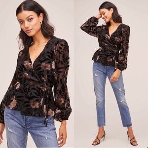 ASTR The Label Black Mauve Floral
Velvet Burnout Wrap Blouse M